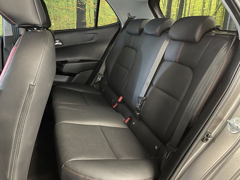 Kia Picanto 1.2 CVVT GT-Line | Achteruitrijcamera | Airconditioning | Navigatie | Apple Carplay | Android Auto | Lichtmetaal 16" | Isofix |
