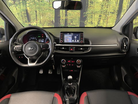 Kia Picanto 1.2 CVVT GT-Line | Achteruitrijcamera | Airconditioning | Navigatie | Apple Carplay | Android Auto | Lichtmetaal 16" | Isofix |
