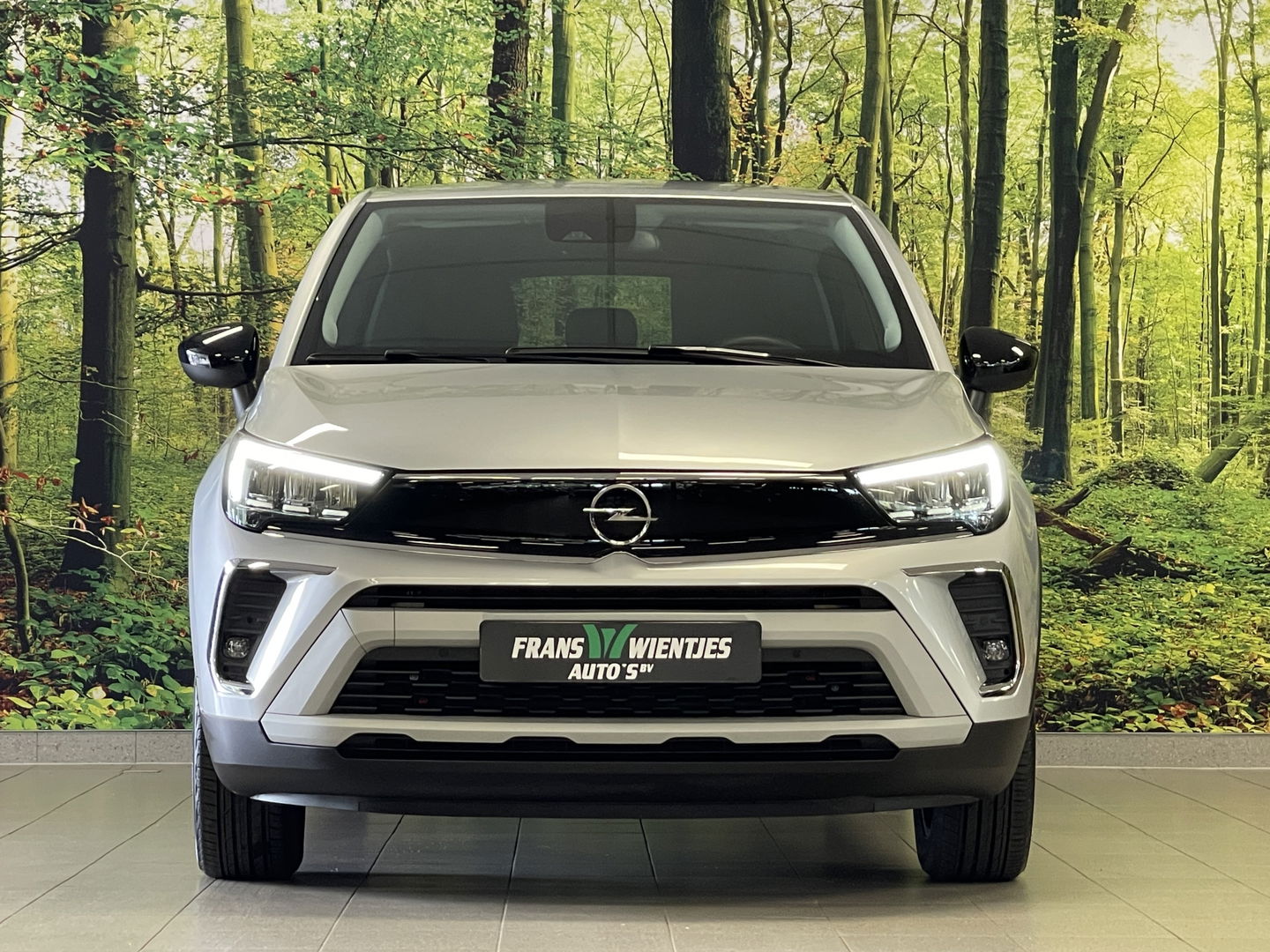 Opel Crossland 1.2 Turbo Elegance | Achteruitrijcamera | Cruise Control | Navigatie | Apple Carplay/Android Auto | Stuurverwarming | Stoelverwarming |  Airconditioning |