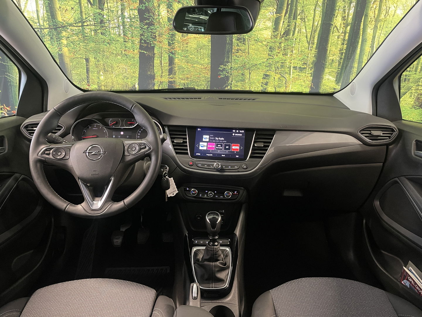 Opel Crossland 1.2 Turbo Elegance | Achteruitrijcamera | Cruise Control | Navigatie | Apple Carplay/Android Auto | Stuurverwarming | Stoelverwarming |  Airconditioning |