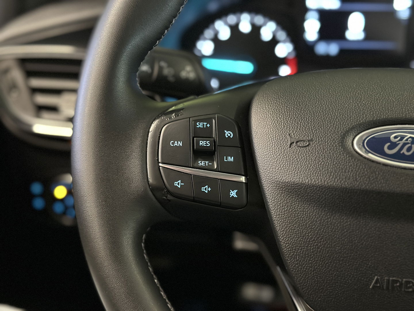 Ford Fiesta 1.1 Trend | Cruise Control | Parkeersensoren Achter | Apple Carplay/Android Auto | Lane Assist | Navigatie | DAB | Airconditioning | Bluetooth |
