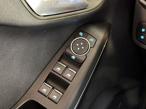 Ford Fiesta 1.1 Trend | Cruise Control | Parkeersensoren Achter | Apple Carplay/Android Auto | Lane Assist | Navigatie | DAB | Airconditioning | Bluetooth |