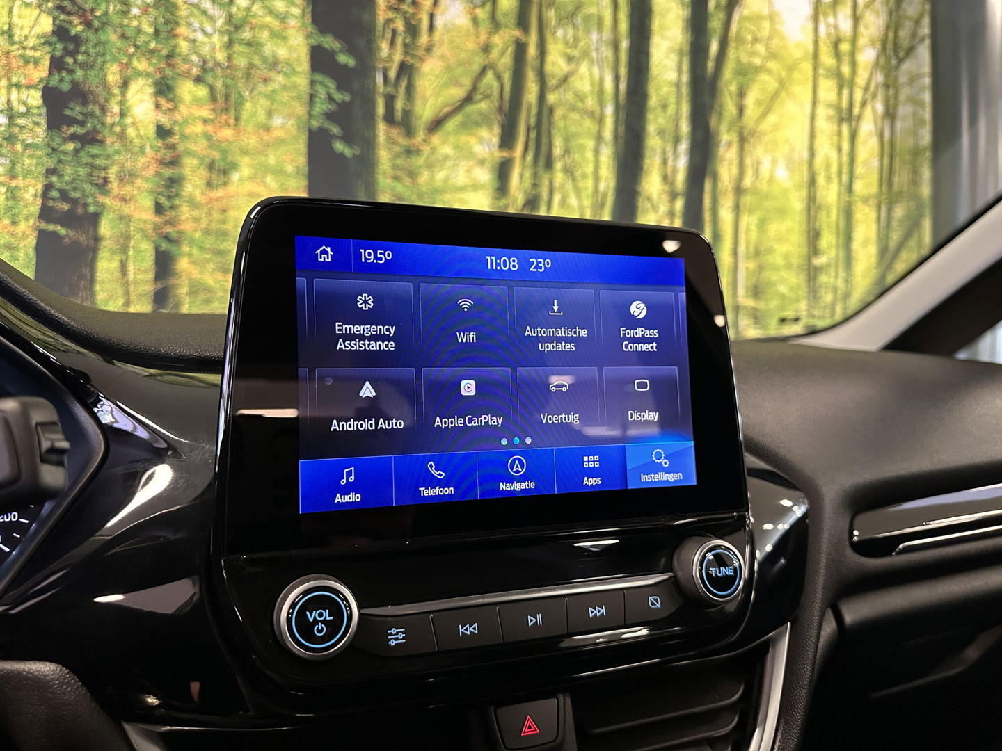 Ford Fiesta 1.1 Trend | Cruise Control | Parkeersensoren Achter | Apple Carplay/Android Auto | Lane Assist | Navigatie | DAB | Airconditioning | Bluetooth |