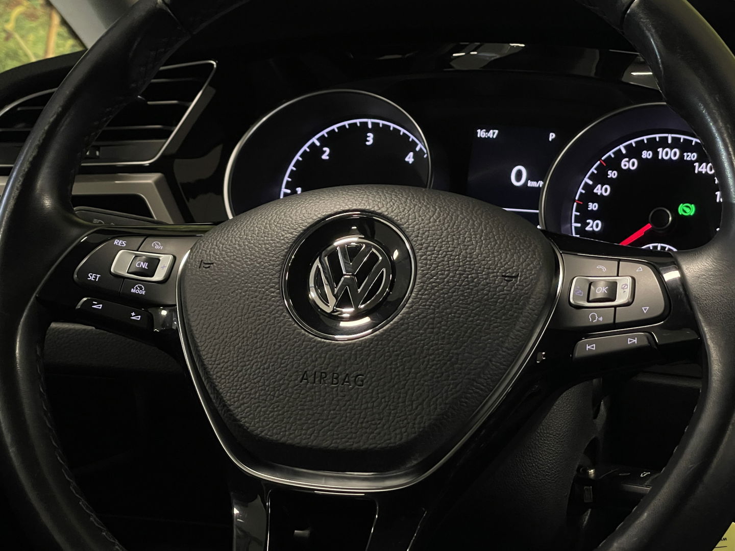 Volkswagen Touran 1.6 TDI SCR Comfortline 7p | 7 Persoons! | Apple Carplay | Airconditioning | Cruise Control | Bluetooth | Stop&GO |