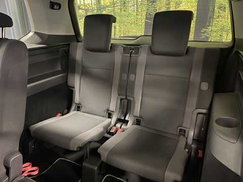 Volkswagen Touran 1.6 TDI SCR Comfortline 7p | 7 Persoons! | Apple Carplay | Airconditioning | Cruise Control | Bluetooth | Stop&GO |