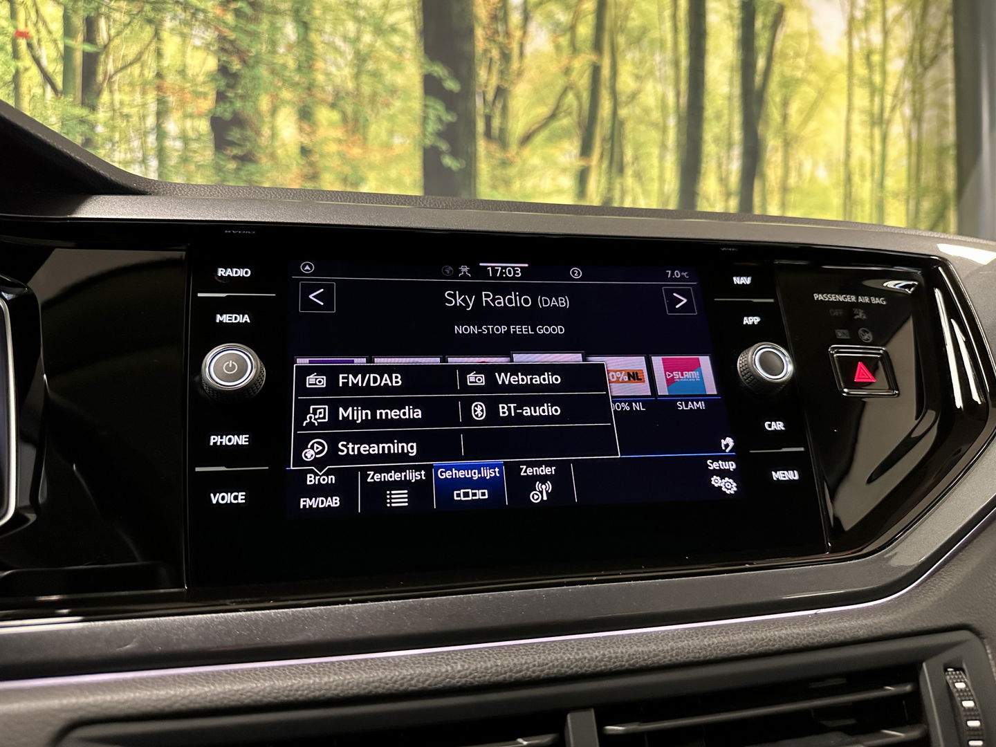 Volkswagen Polo 1.0 TSI R-Line Business | Achteruitrijcamera | Parkeersensoren | IQ Light | Apple Carplay | Android Auto | Stoelverwarming | Adaptive Cruise Control | Keyless