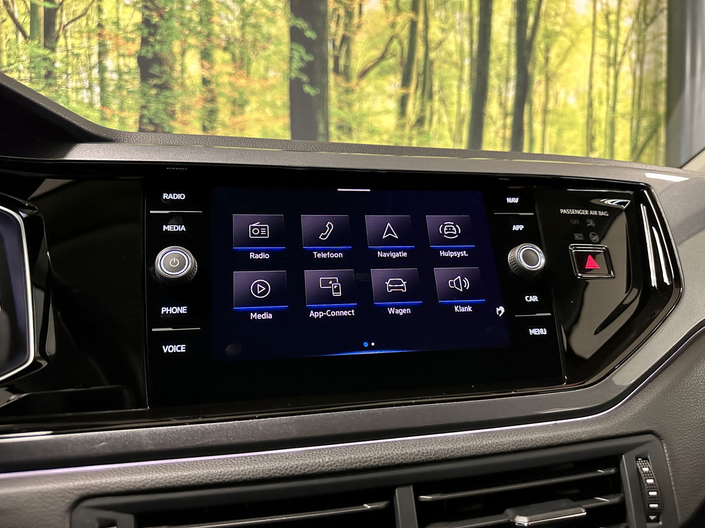Volkswagen Polo 1.0 TSI R-Line Business | Achteruitrijcamera | Parkeersensoren | IQ Light | Apple Carplay | Android Auto | Stoelverwarming | Adaptive Cruise Control | Keyless