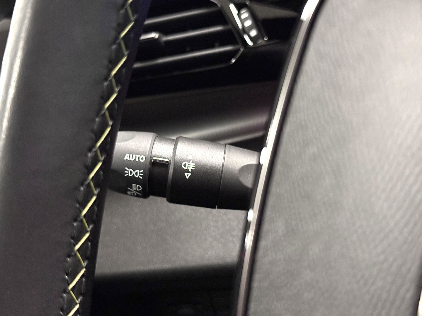 Peugeot 308 SW 1.2 PureTech GT | Achteruitrijcamera | Adaptieve Cruise Control | Keyless Go/Entry | Apple Carplay/Android Auto | Lane Assist | Parkeersensoren | Navigatie | Airconditioning |