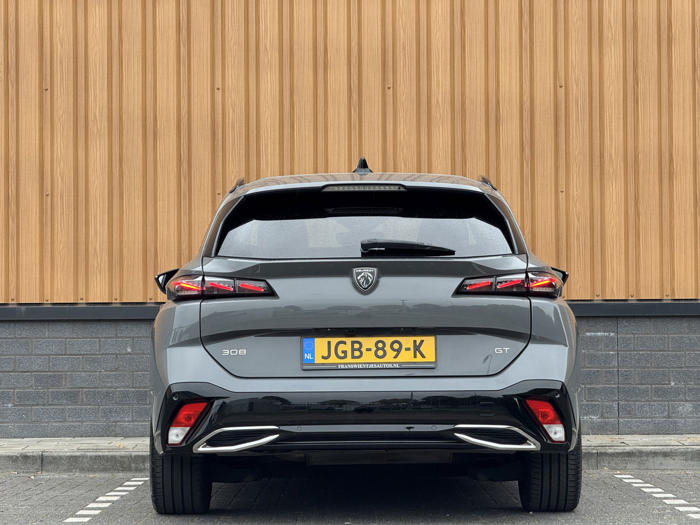 Peugeot 308 SW 1.2 PureTech GT | Achteruitrijcamera | Adaptieve Cruise Control | Keyless Go/Entry | Apple Carplay/Android Auto | Lane Assist | Parkeersensoren | Navigatie | Airconditioning |