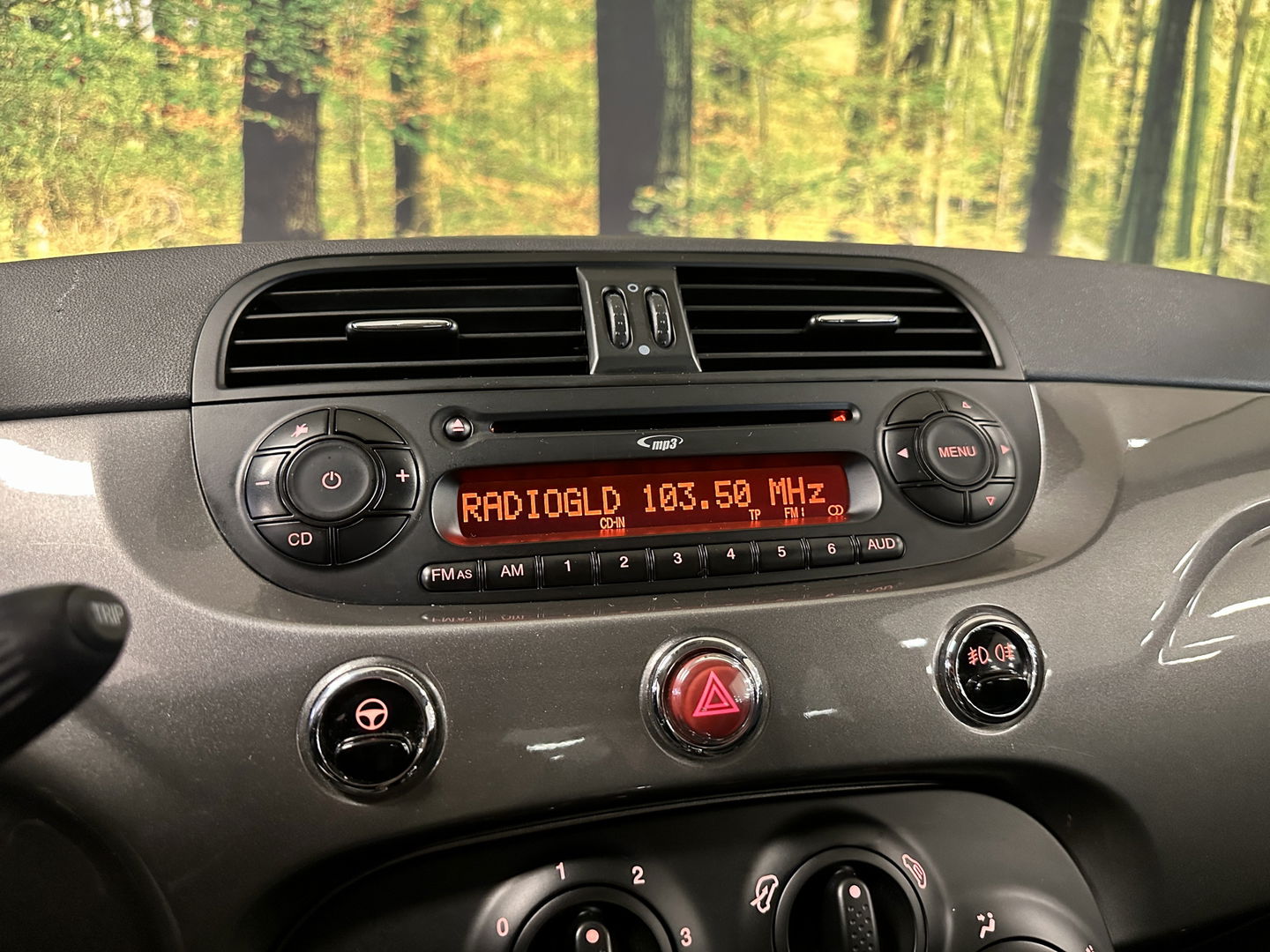 Fiat 500 1.2 Pop | 4 cilinder | Airconditioning | Radio/cd-speler | Blue&Me | Lichtmetaal 15" | Elektrische Ramen | AUX | Centrale Vergrendeling Met Afstandsbediening |