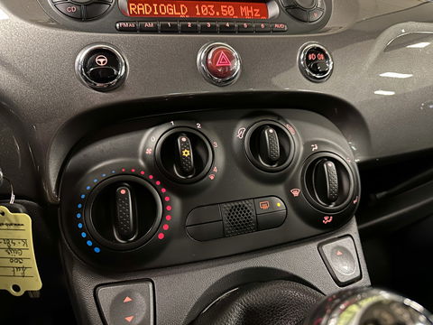 Fiat 500 1.2 Pop | 4 cilinder | Airconditioning | Radio/cd-speler | Blue&Me | Lichtmetaal 15" | Elektrische Ramen | AUX | Centrale Vergrendeling Met Afstandsbediening |