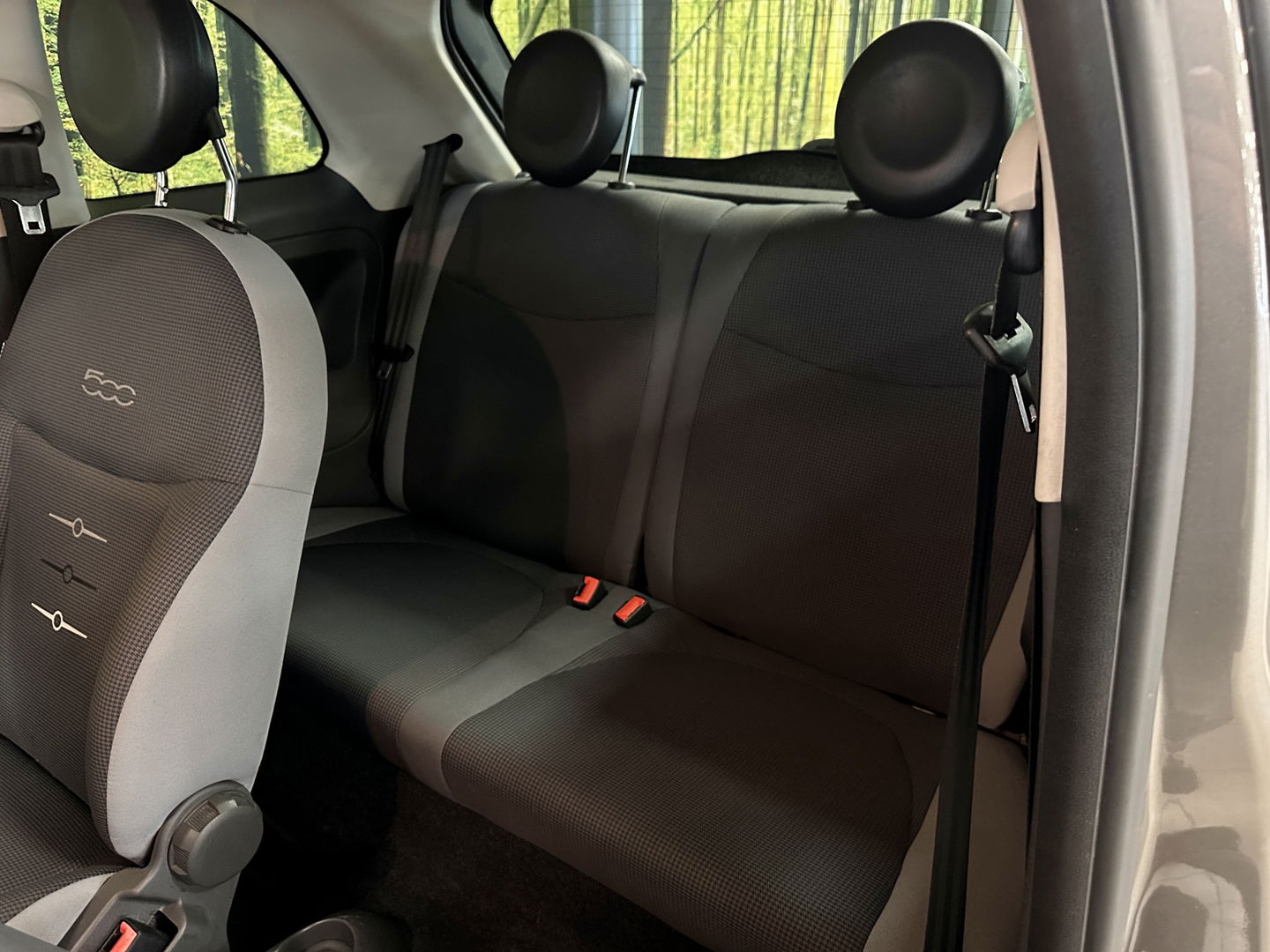 Fiat 500 1.2 Pop | 4 cilinder | Airconditioning | Radio/cd-speler | Blue&Me | Lichtmetaal 15" | Elektrische Ramen | AUX | Centrale Vergrendeling Met Afstandsbediening |