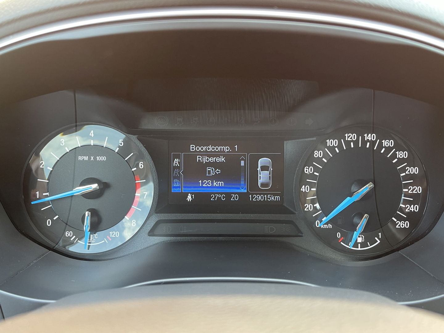Ford Mondeo Wagon 1.5 Titanium Lease Edition | Apple Carplay | Airconditioning | Stop&GO | Bluetooth | Navigatie | 16'' Lichtmetaal |