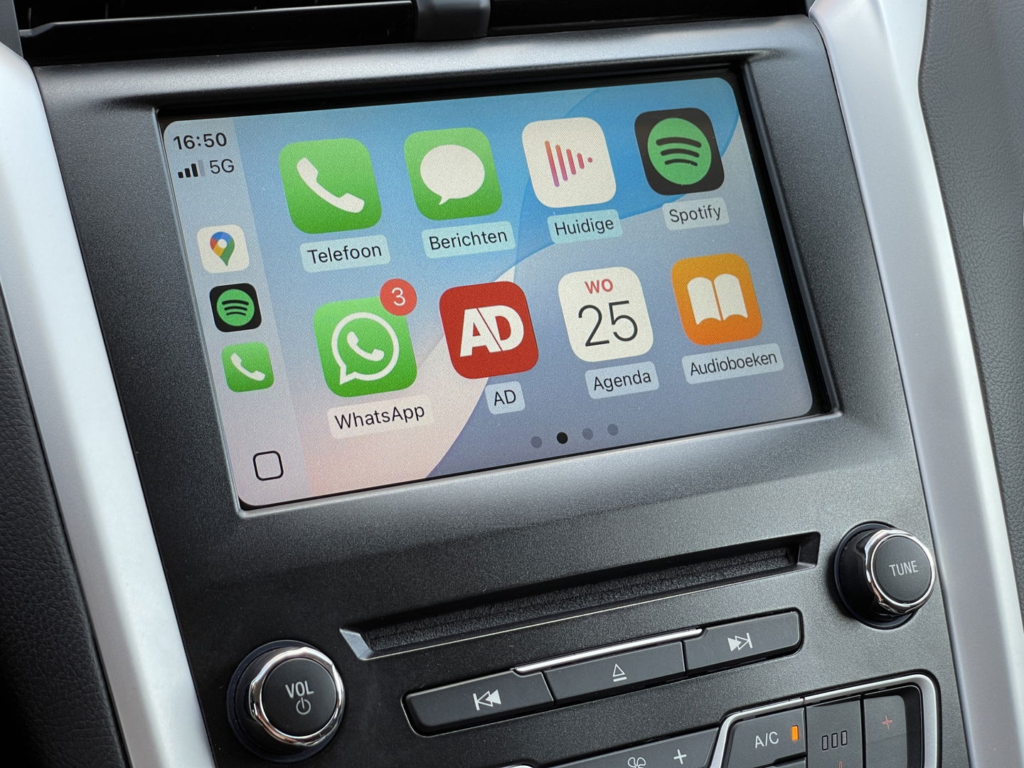 Ford Mondeo Wagon 1.5 Titanium Lease Edition | Apple Carplay | Airconditioning | Stop&GO | Bluetooth | Navigatie | 16'' Lichtmetaal |