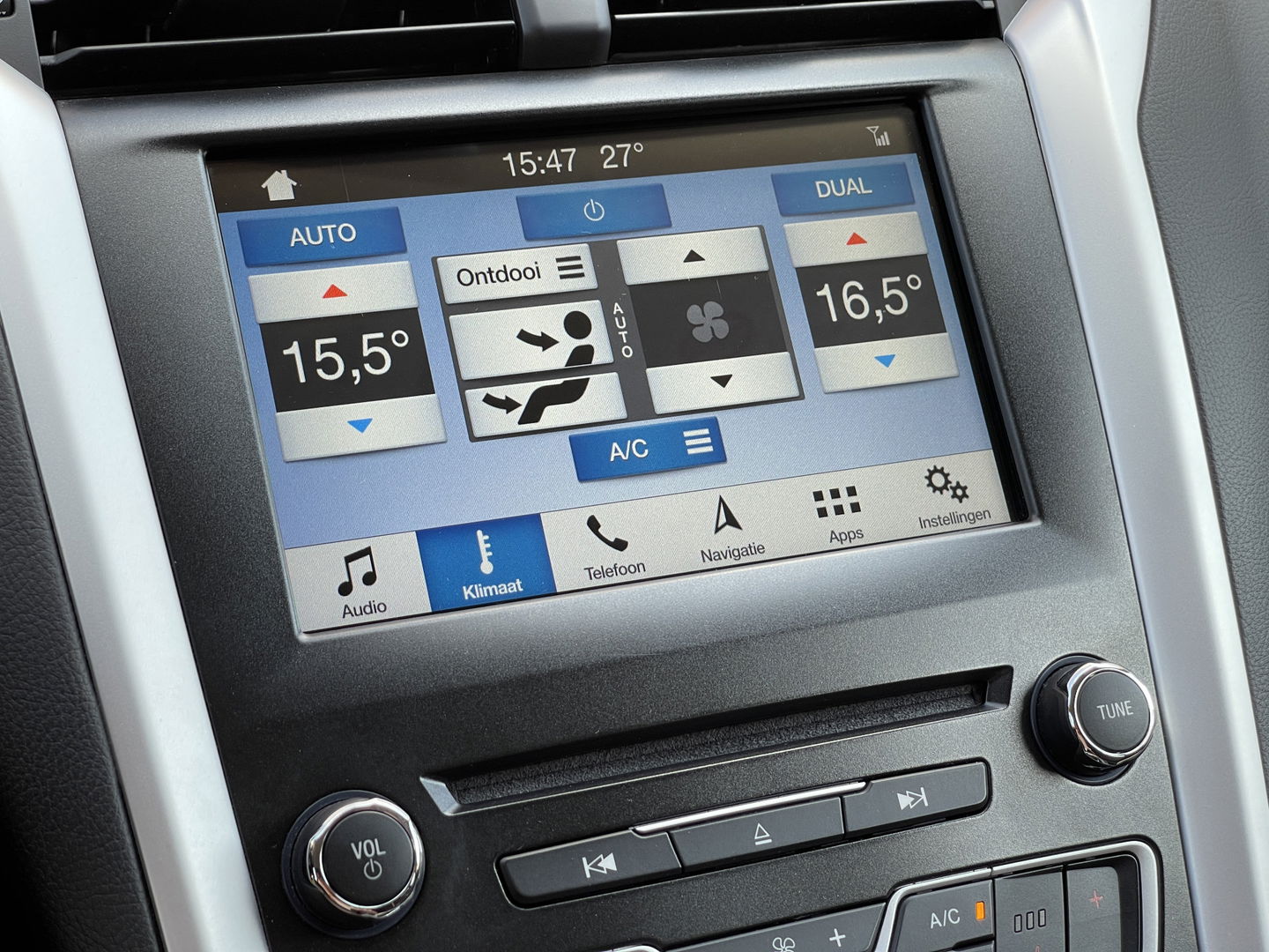 Ford Mondeo Wagon 1.5 Titanium Lease Edition | Apple Carplay | Airconditioning | Stop&GO | Bluetooth | Navigatie | 16'' Lichtmetaal |