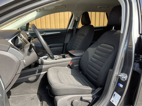 Ford Mondeo Wagon 1.5 Titanium Lease Edition | Apple Carplay | Airconditioning | Stop&GO | Bluetooth | Navigatie | 16'' Lichtmetaal |