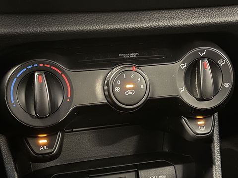 Kia Picanto 1.0 CVVT EconomyPlusLine | Airconditioning | Bluetooth | Elektrische Ramen Voor | USB | Automatische Verlichting | Isofix | Stop&Go |