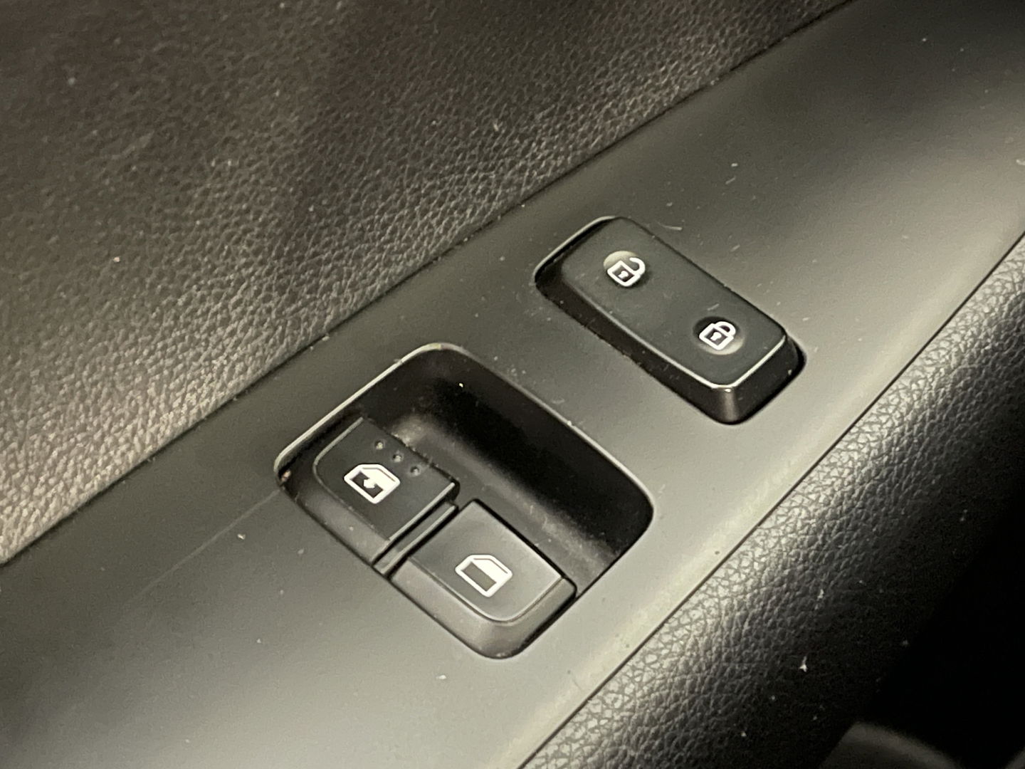 Kia Picanto 1.0 CVVT EconomyPlusLine | Airconditioning | Bluetooth | Elektrische Ramen Voor | USB | Automatische Verlichting | Isofix | Stop&Go |
