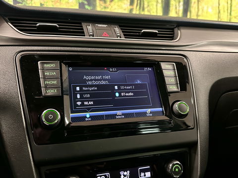 Škoda Rapid Spaceback 1.0 TSI Greentech Clever | Trekhaak | Cruise Control | Parkeersensoren Achter | Stoelverwarming | Bluetooth | Airconditioning | Navigatie | DAB |