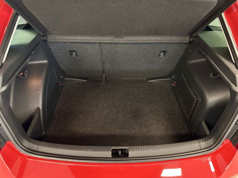 Škoda Rapid Spaceback 1.0 TSI Greentech Clever | Trekhaak | Cruise Control | Parkeersensoren Achter | Stoelverwarming | Bluetooth | Airconditioning | Navigatie | DAB |