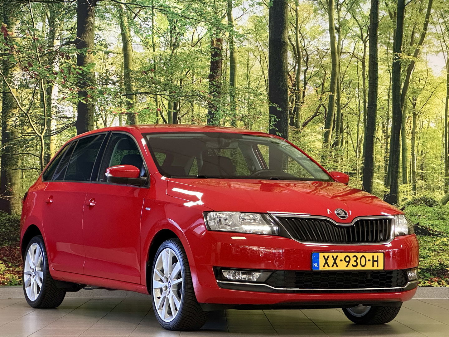 Škoda Rapid Spaceback 1.0 TSI Greentech Clever | Trekhaak | Cruise Control | Parkeersensoren Achter | Stoelverwarming | Bluetooth | Airconditioning | Navigatie | DAB |