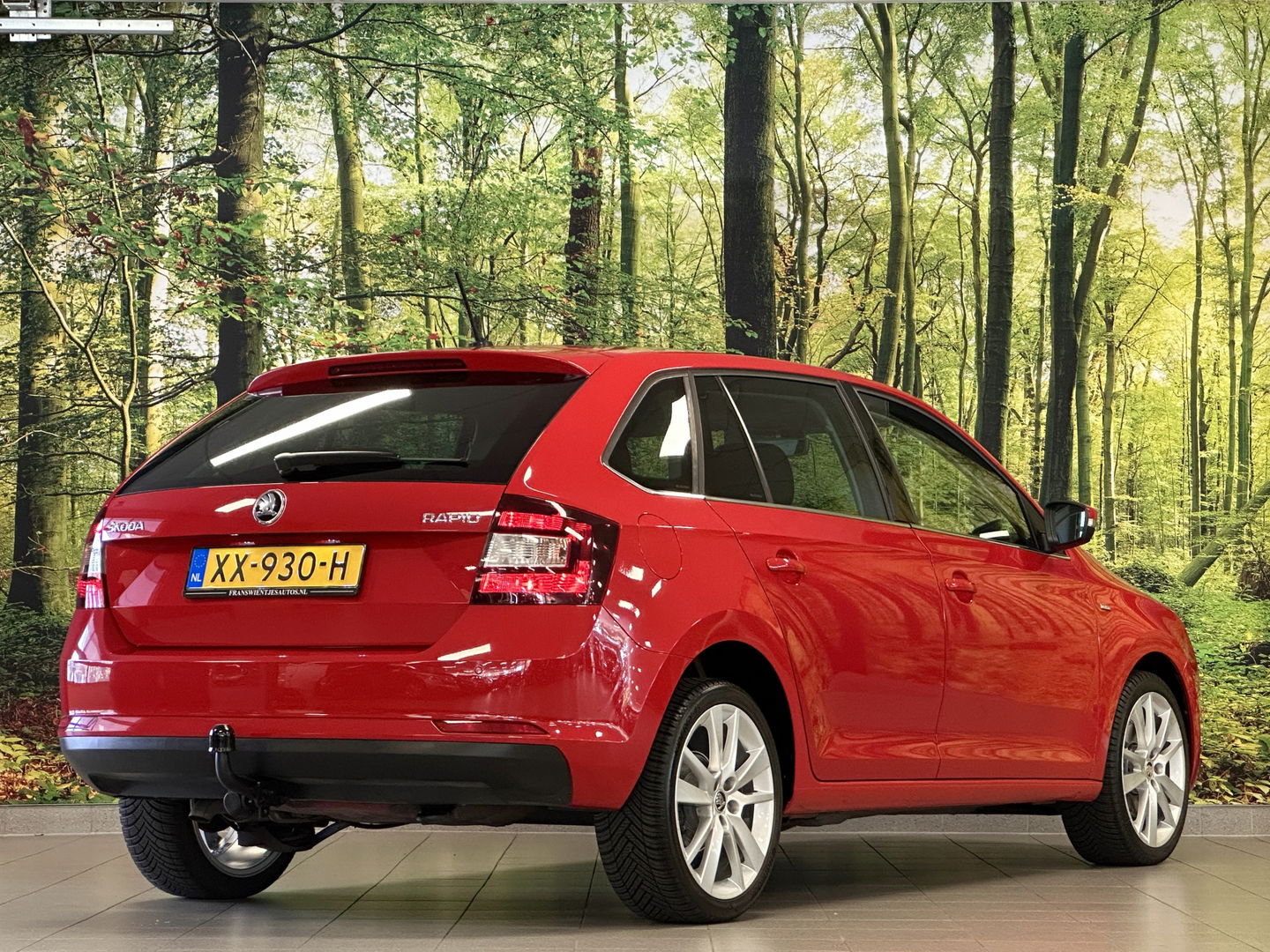 Škoda Rapid Spaceback 1.0 TSI Greentech Clever | Trekhaak | Cruise Control | Parkeersensoren Achter | Stoelverwarming | Bluetooth | Airconditioning | Navigatie | DAB |
