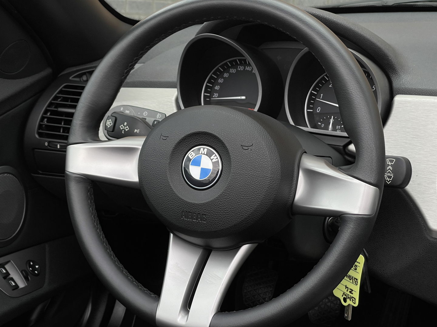 BMW Z4 Roadster 2.5i | Youngtimer! | Elektrisch kap | Stoelverwarming | Airconditioning | Radio | CD |