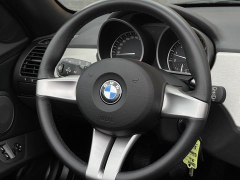 BMW Z4 Roadster 2.5i | Youngtimer! | Elektrisch kap | Stoelverwarming | Airconditioning | Radio | CD |