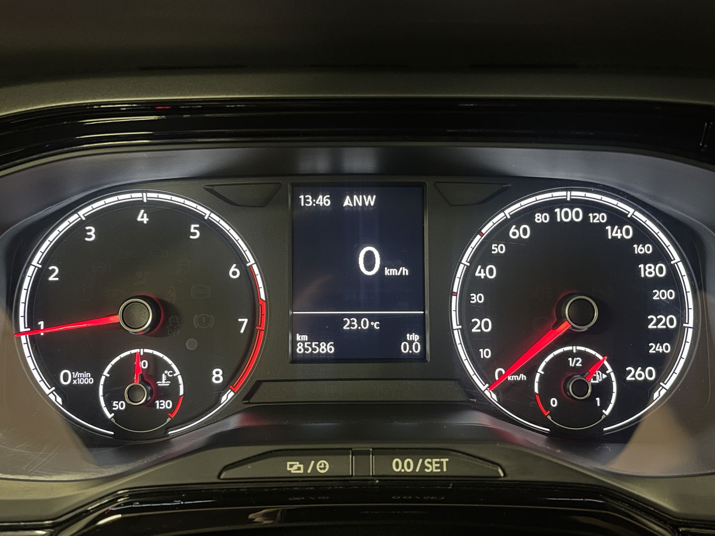 Volkswagen Polo 1.0 MPI Beats | Airconditioning | Lichtmetaal 15 | Navigatie | Bluetooth | Isofix | Radio | Centrale Deurvergrendeling Met Afstandsbediening | Start&Stop |