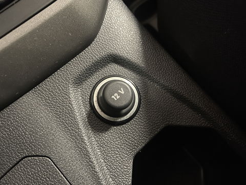 Volkswagen Polo 1.0 MPI Beats | Airconditioning | Lichtmetaal 15 | Navigatie | Bluetooth | Isofix | Radio | Centrale Deurvergrendeling Met Afstandsbediening | Start&Stop |