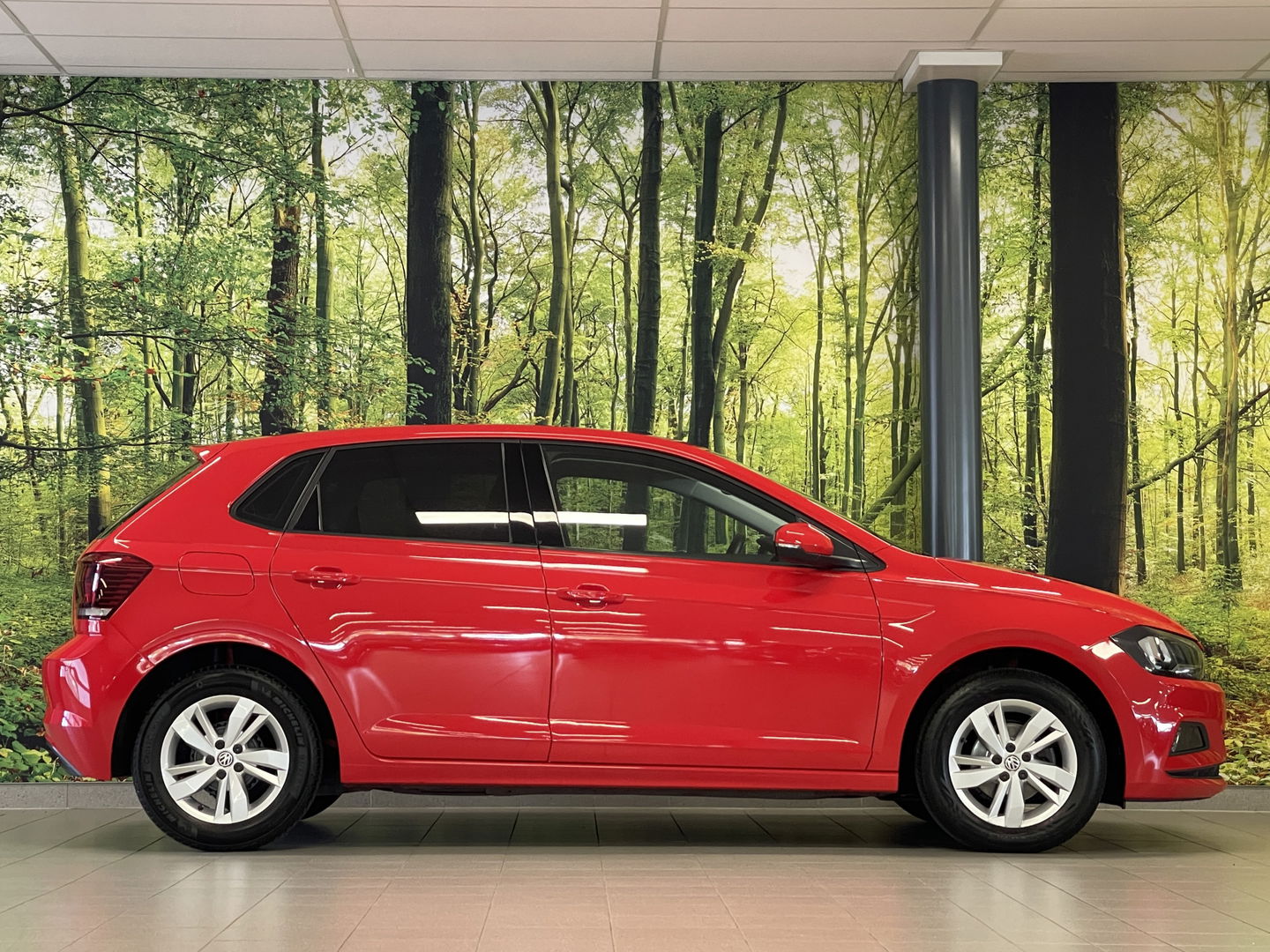 Volkswagen Polo 1.0 MPI Beats | Airconditioning | Lichtmetaal 15 | Navigatie | Bluetooth | Isofix | Radio | Centrale Deurvergrendeling Met Afstandsbediening | Start&Stop |