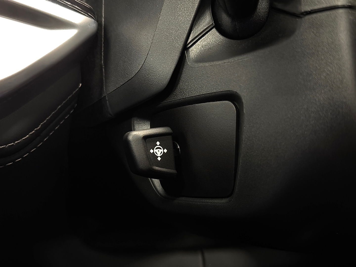 BMW X5 X-DRIVE 3.0D | M Pakket | 22'' lichtmetaal | Luchtvering | Trekhaak | 3500 Kg trekken | Panoramdak Sky Lounge | Bowers & Wilkins | BMW Individual Leder | X Offroad Pack | Alcantara Hemel |
