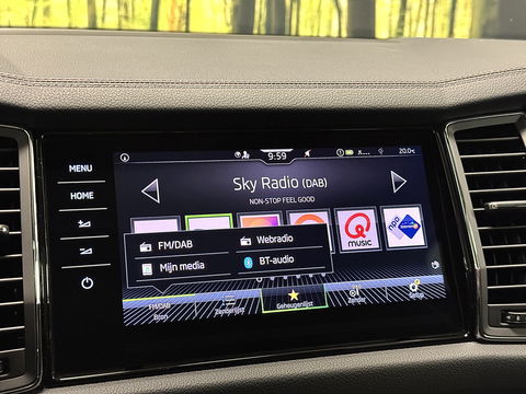 Škoda Kodiaq 1.5 TSI Business Edition Plus | Wegdraaibare Trekhaak | Elektrisch Panoramadak | 360° Camera | Adaptieve Cruise Control | Keyless Go/Entry | Apple Carplay | Memory Stoel | Stoelverwarming | Stuurverwarming |