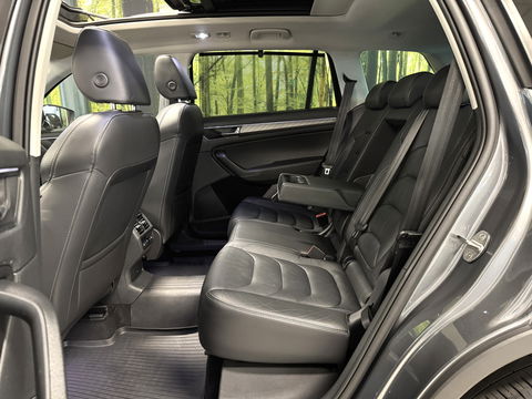 Škoda Kodiaq 1.5 TSI Business Edition Plus | Wegdraaibare Trekhaak | Elektrisch Panoramadak | 360° Camera | Adaptieve Cruise Control | Keyless Go/Entry | Apple Carplay | Memory Stoel | Stoelverwarming | Stuurverwarming |
