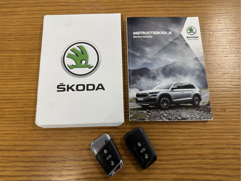Škoda Kodiaq 1.5 TSI Business Edition Plus | Wegdraaibare Trekhaak | Elektrisch Panoramadak | 360° Camera | Adaptieve Cruise Control | Keyless Go/Entry | Apple Carplay | Memory Stoel | Stoelverwarming | Stuurverwarming |