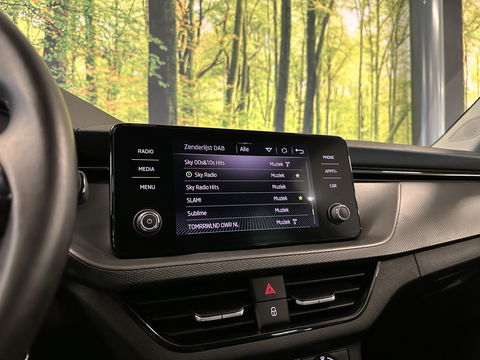 Škoda Scala 1.0 TSI Ambition | Cruise Control | Parkeersensoren Achter | Apple Carplay/Android Auto | Lane Assist | DAB | Bluetooth | Stop&Go |