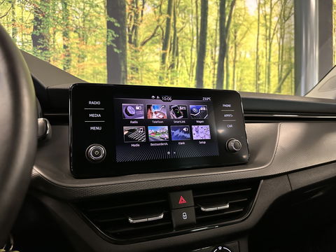 Škoda Scala 1.0 TSI Ambition | Cruise Control | Parkeersensoren Achter | Apple Carplay/Android Auto | Lane Assist | DAB | Bluetooth | Stop&Go |