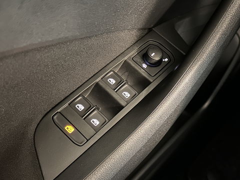 Škoda Scala 1.0 TSI Ambition | Cruise Control | Parkeersensoren Achter | Apple Carplay/Android Auto | Lane Assist | DAB | Bluetooth | Stop&Go |