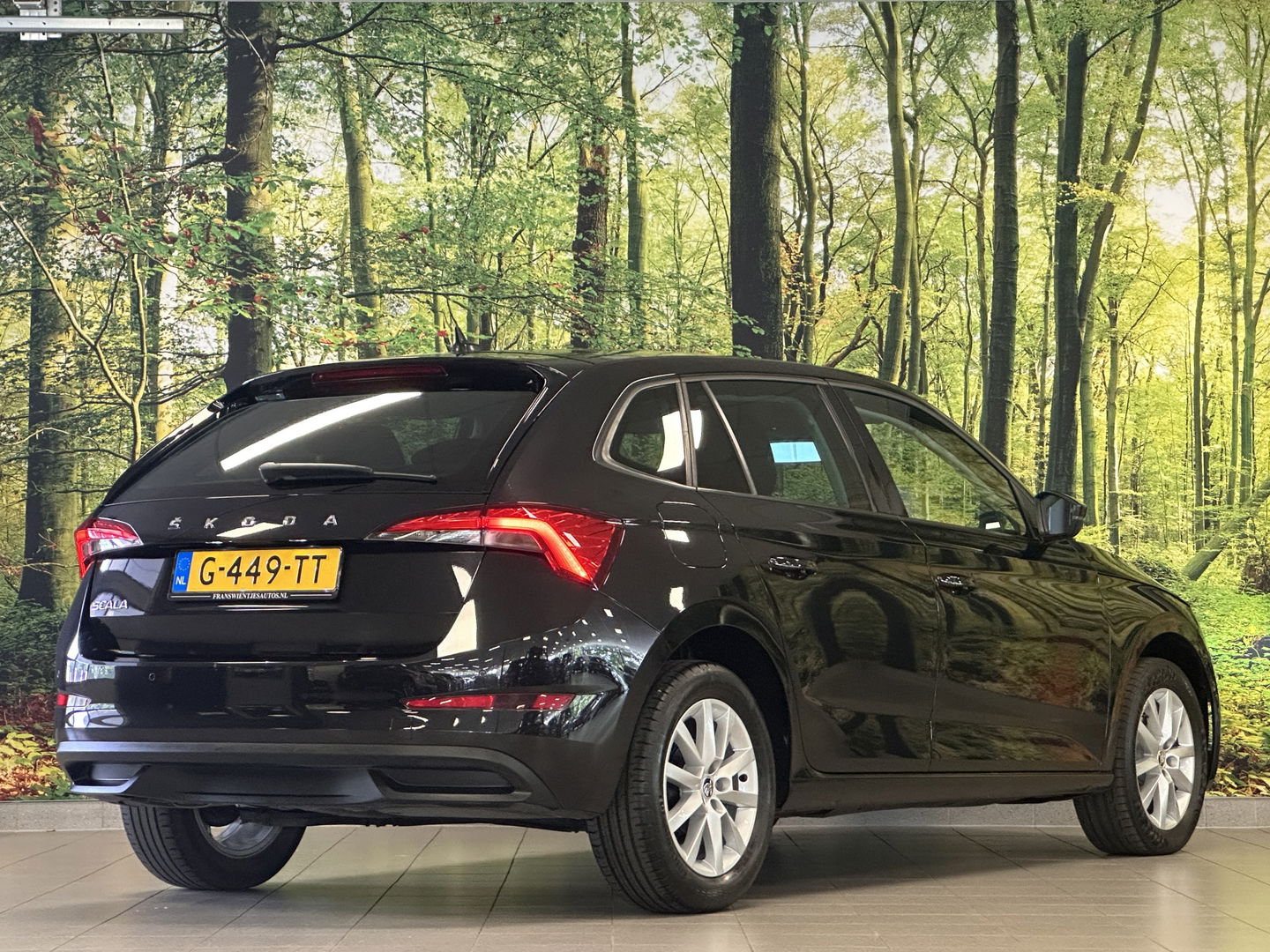 Škoda Scala 1.0 TSI Ambition | Cruise Control | Parkeersensoren Achter | Apple Carplay/Android Auto | Lane Assist | DAB | Bluetooth | Stop&Go |