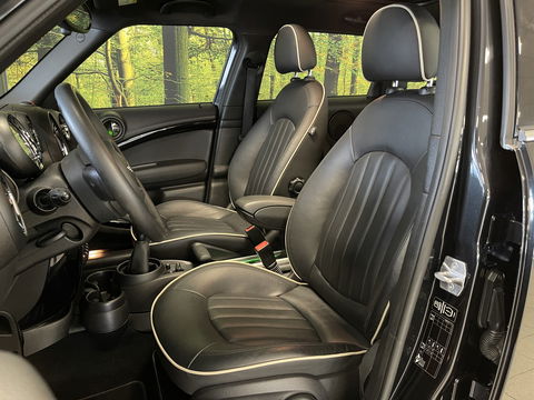MINI Countryman 1.6 Cooper S Champ Edition | Origineel Nederlands | Panoramadak | Airconditioning | Cruise Control | Lichtmetaal 18'' | Navigatie |