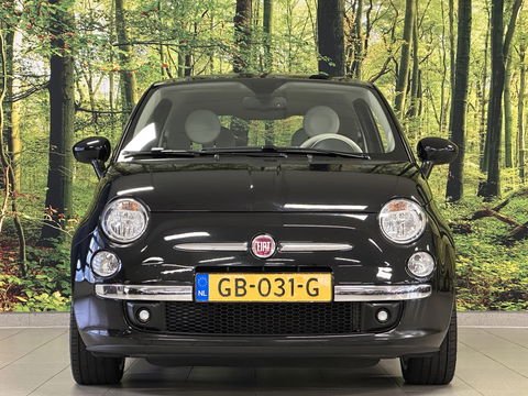 Fiat 500 1.2 Lounge | Origineel Nederlands! | Panoramadak | Parkeersensoren | Blue&Me | Airconditioning | 16" Lichtmetaal