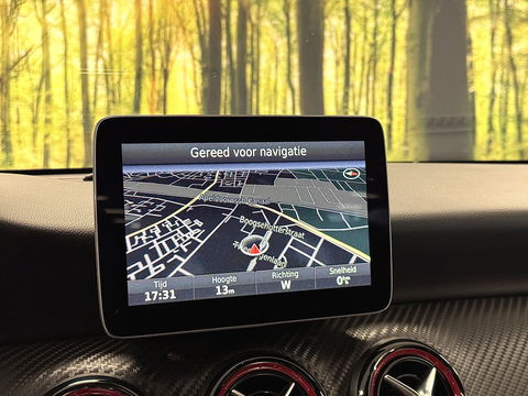 Mercedes-Benz A-Klasse AMG 45 4MATIC | Cruise Control | Panoramadak | Achteruitrijcamera | Stoelverwarming | Parkeersensoren | Navigatie | Stop&Go |