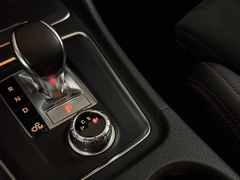 Mercedes-Benz A-Klasse AMG 45 4MATIC | Cruise Control | Panoramadak | Achteruitrijcamera | Stoelverwarming | Parkeersensoren | Navigatie | Stop&Go |