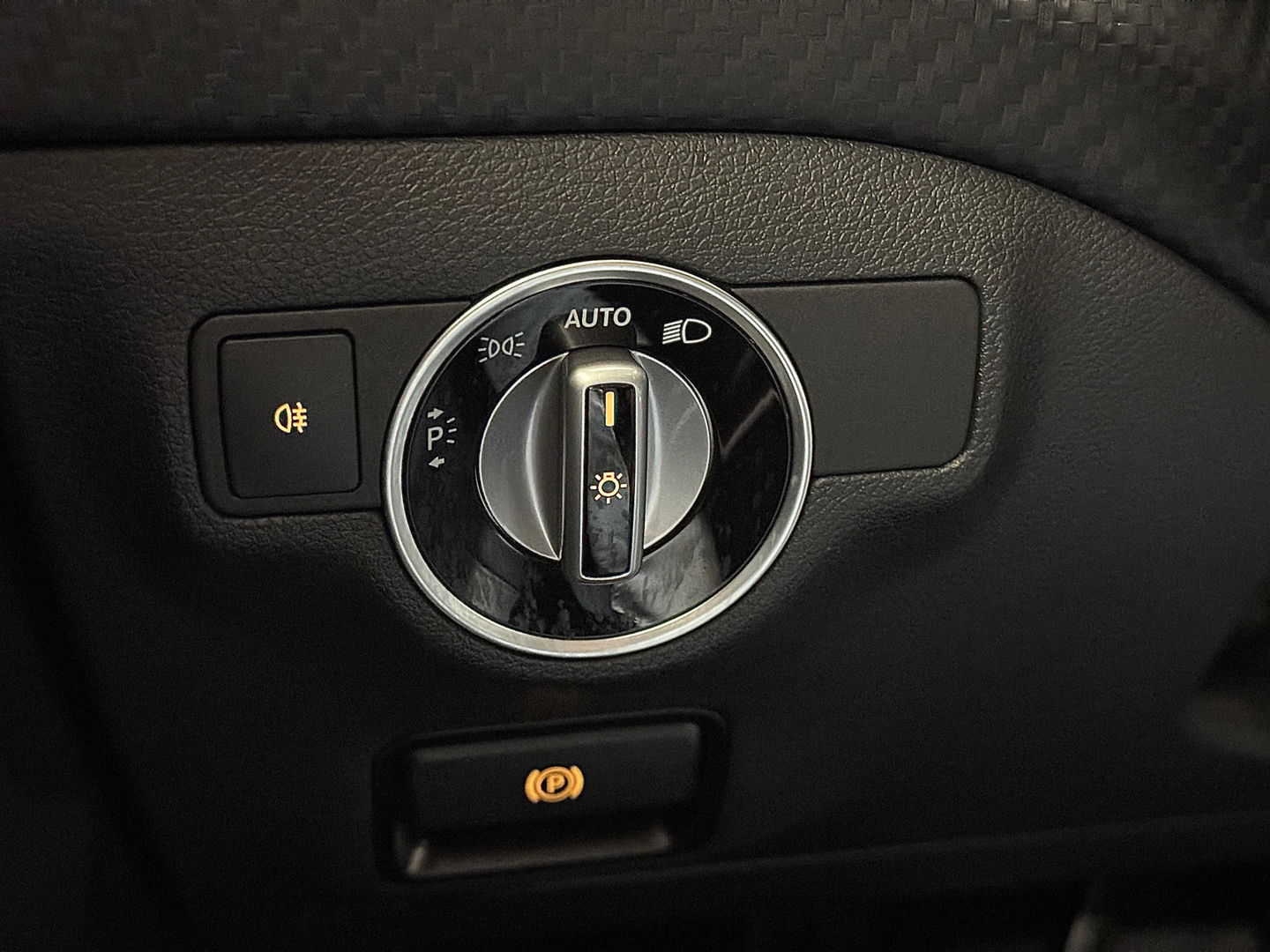 Mercedes-Benz A-Klasse AMG 45 4MATIC | Cruise Control | Panoramadak | Achteruitrijcamera | Stoelverwarming | Parkeersensoren | Navigatie | Stop&Go |