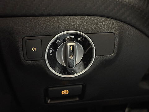 Mercedes-Benz A-Klasse AMG 45 4MATIC | Cruise Control | Panoramadak | Achteruitrijcamera | Stoelverwarming | Parkeersensoren | Navigatie | Stop&Go |