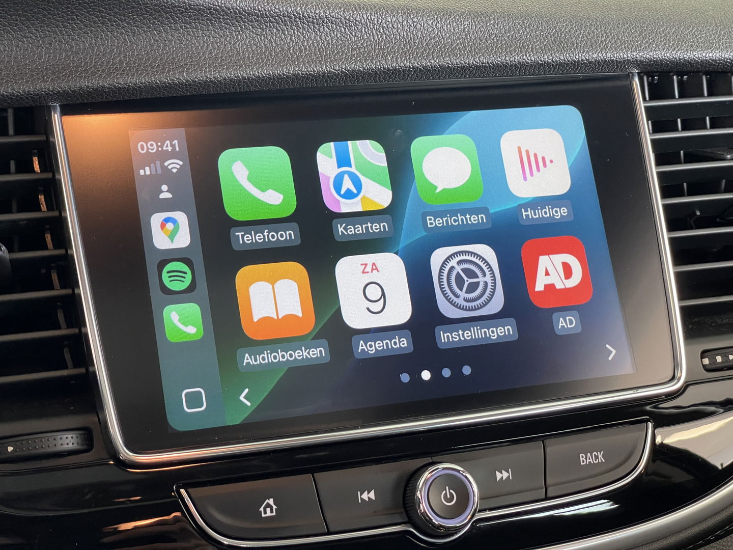 Opel Mokka X 1.4 Turbo Innovation | Apple Carplay | Schuif / Kanteldak | Achteruitrijcamera | Cruise Control | Keyless Go/Entry | Lane Assist | Stoelverwarming | Stuurverwarming | DAB | Bluetooth |