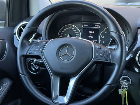 Mercedes-Benz B-Klasse 180 Ambition | Cruise Control | Parkeersensoren | Airconditioning | Navigatie | Bluetooth | Lichtmetaal 16" | Isofix |