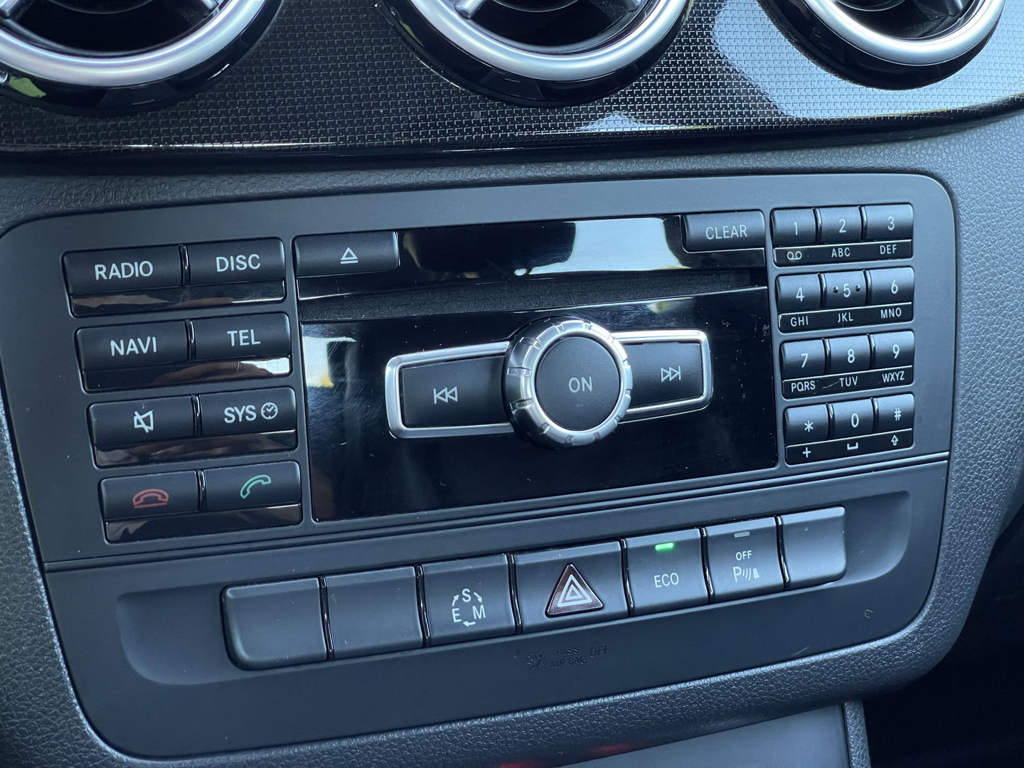 Mercedes-Benz B-Klasse 180 Ambition | Cruise Control | Parkeersensoren | Airconditioning | Navigatie | Bluetooth | Lichtmetaal 16" | Isofix |