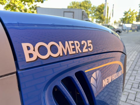 New Holland Boomer 25 | Aftak as voor + achter | Hefinrichting | 4WD | Differentieel slot | Cruise control | 58 uur | nieuw staat | trekhaak |