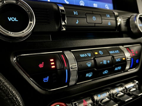 Ford Mustang Fastback 5.0 GT California Special | Handgeschakeld! | 422 PK | Camera | Stoelventilatie | Stoelverwarming | Navigatie | Leder | LED | Laptimer | Dodehoeksensor | Cruise Control | Keyless Go/Keyless Entry |